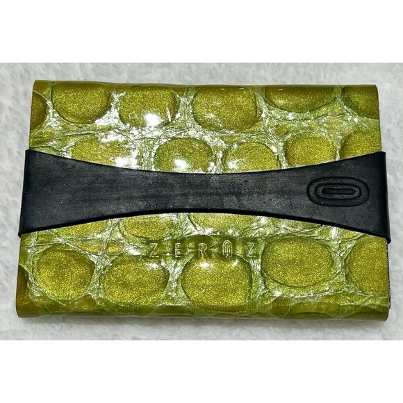 ZerOz Wallet Mens Embossed Reptile Italian Patent Leather Lime Green Credit Card - Picture 1 of 7